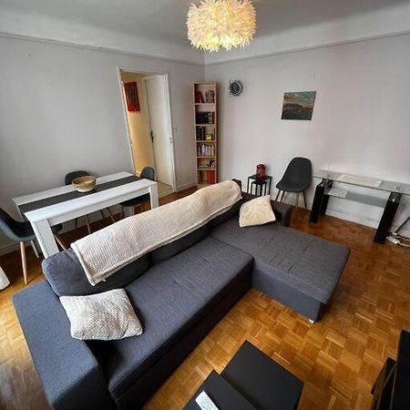 Appartement Avec Balcon En Centre Ville Bourges Exterior foto
